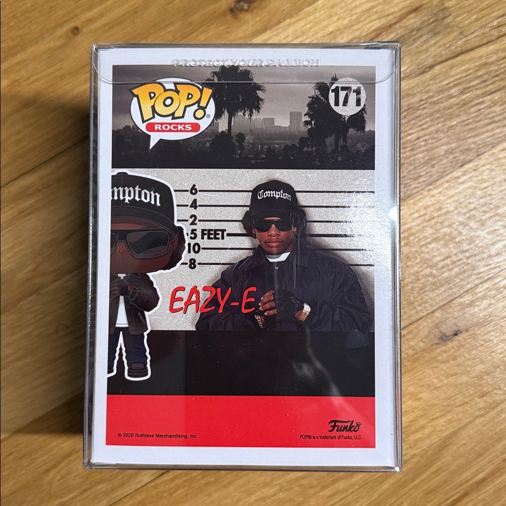 Funko Pop Rocks Eazy-E with Black and White Details
#171 - Picture 3 of 3